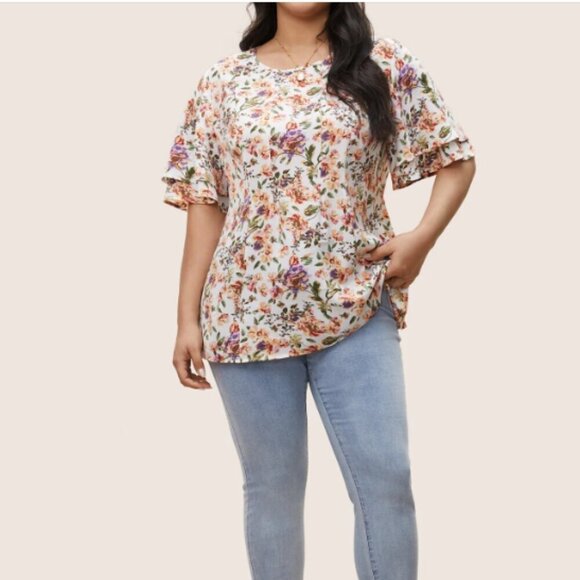 BloomChic Floral Print Tiered Flutter Sleeve Blouse - Picture 3 of 8